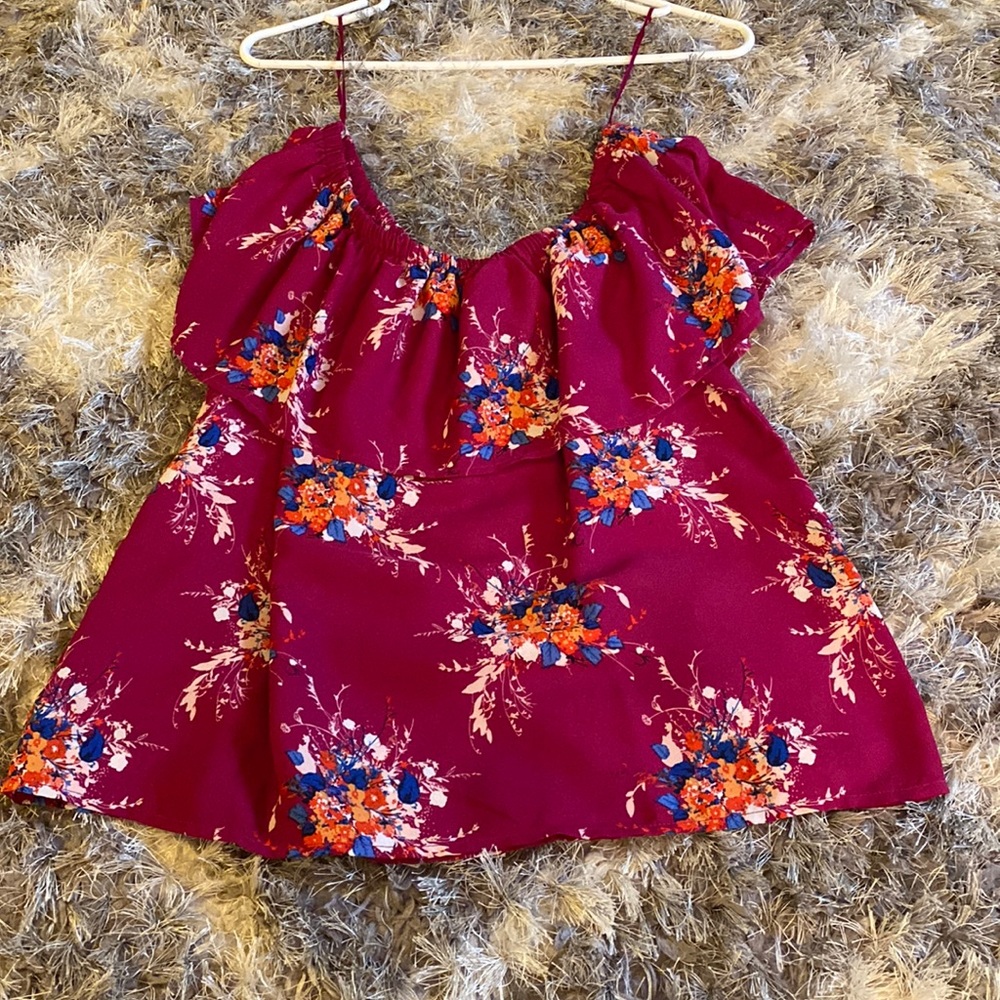 Women’s floral top